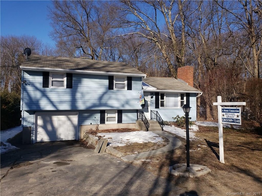 367 Chestnut Hill Ave, Waterbury, CT 06704 - photo 1