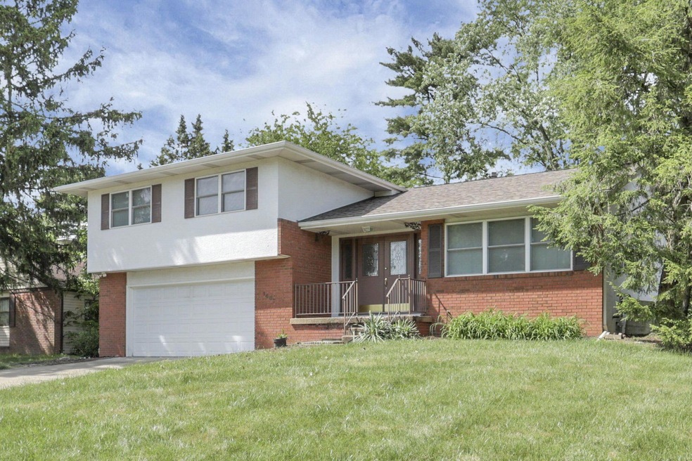 1407 Lonsdale Rd, Columbus, OH 43232 - photo 1