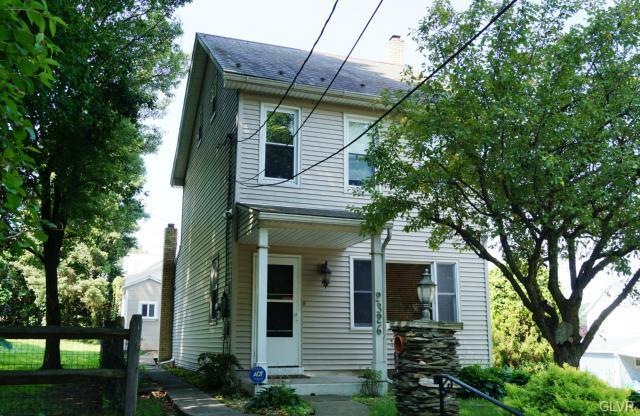 2326 N Lehigh Ave, Whitehall, PA 18052 - photo 1