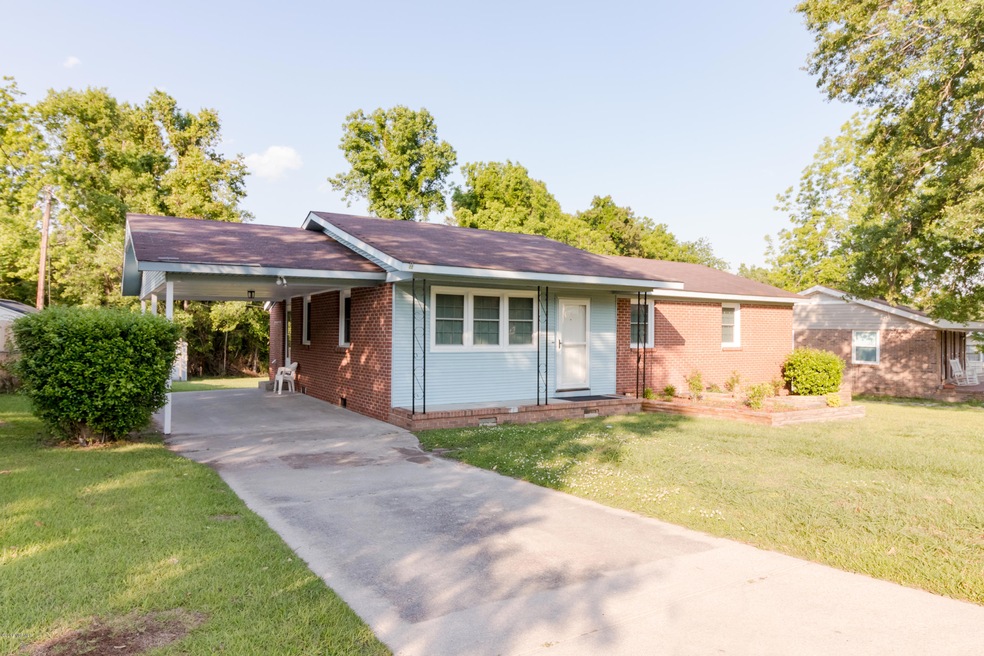 114 Tower Dr, Jacksonville, NC 28546 - photo 1