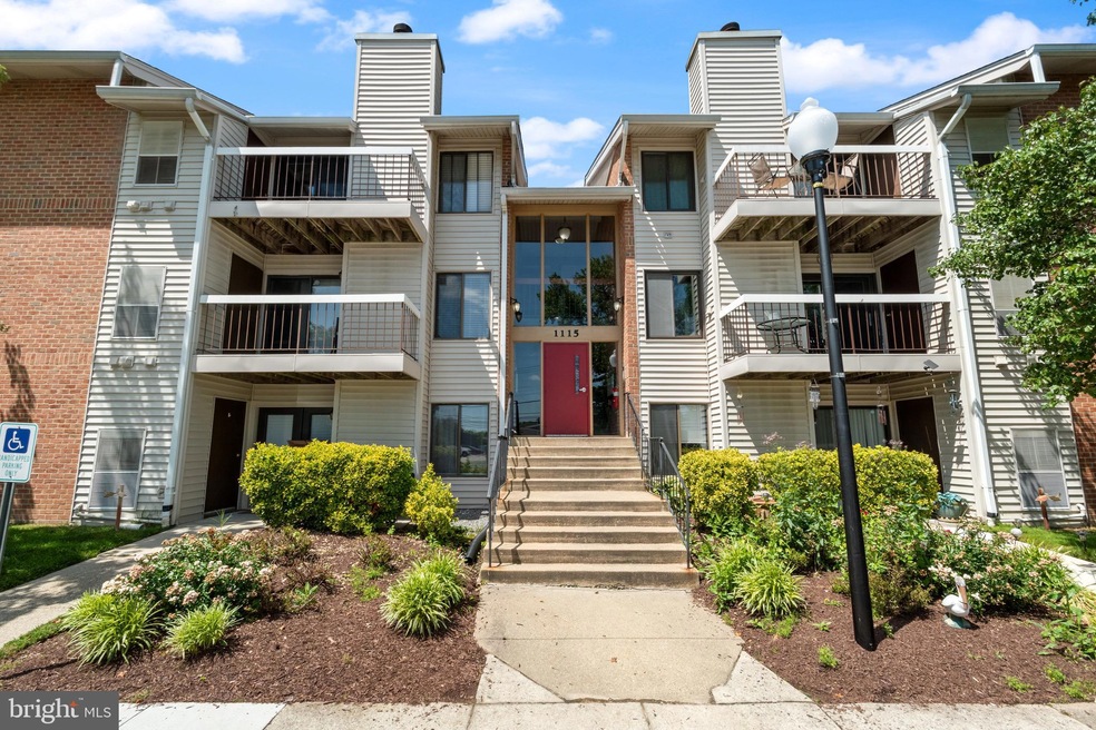 1115 Castle Harbour Way unit 3A, Glen Burnie, MD 21060 - photo 1