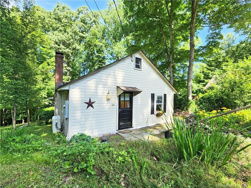 24 Mountain Trail, East Hampton, CT 06424 - photo 1