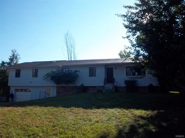 14 Mermaid Rd, Middletown, NY 10940 - photo 1