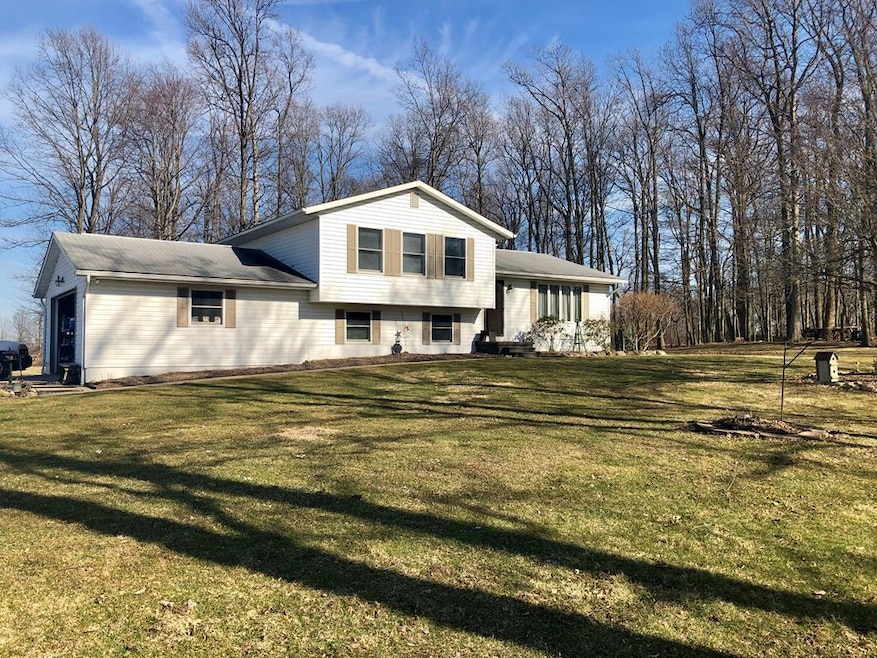 1815 Washington North Rd, Mansfield, OH 44903 - photo 1