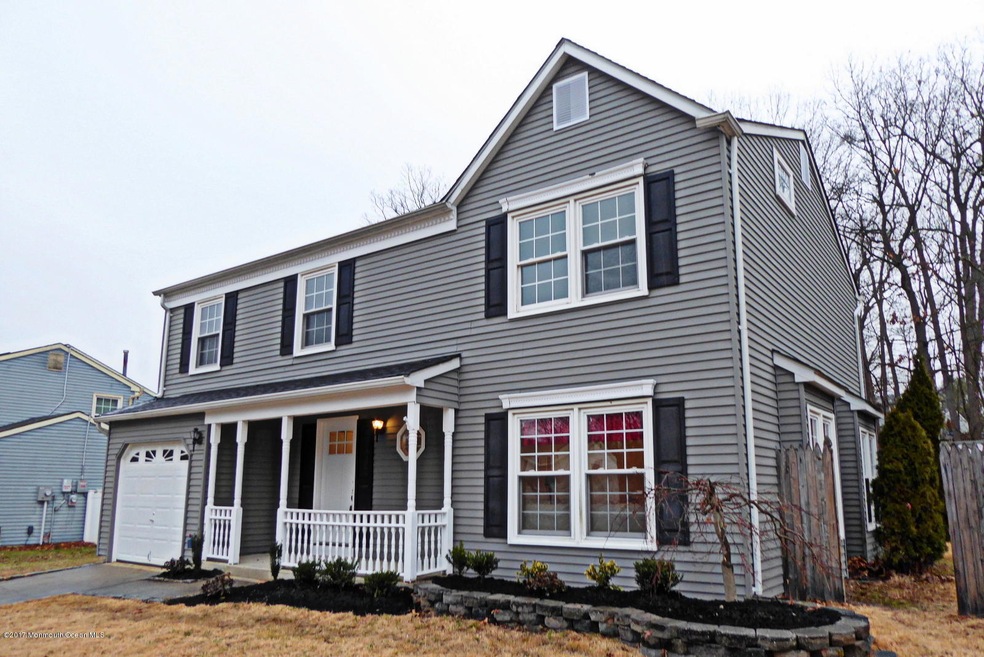 Remodeled 4 Bedroom 2.5 Bath