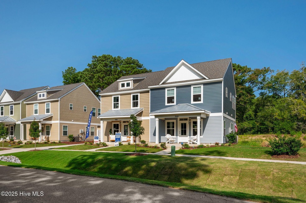 1-web-or-mls-104A-Front-Exterior