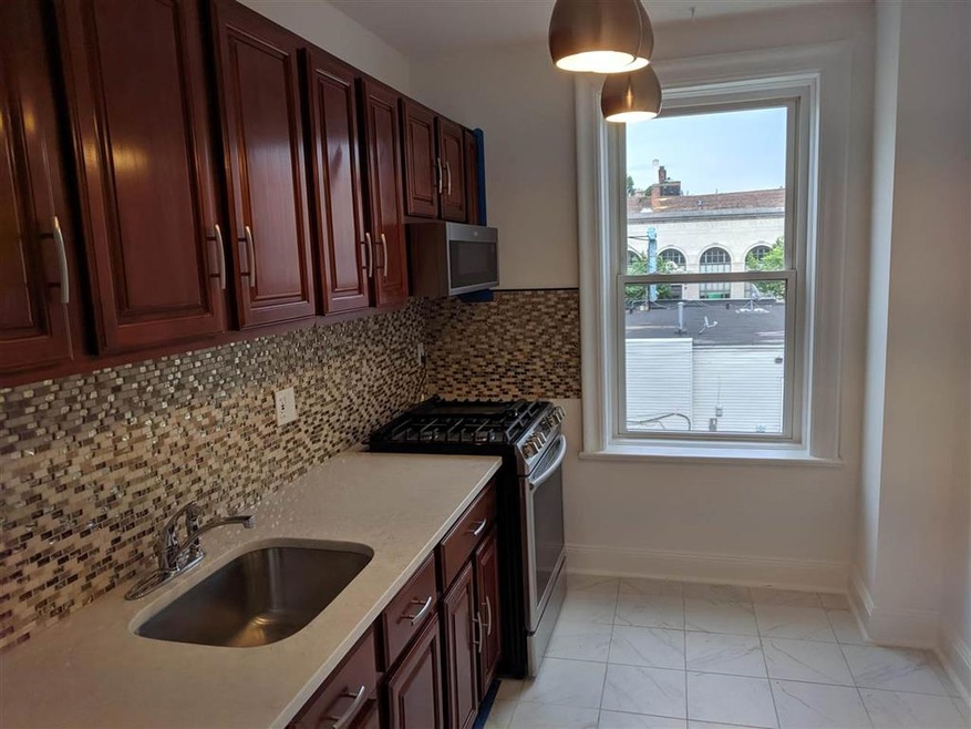 206 Jewett Ave unit 35, Jersey City, NJ 07304 - photo 1