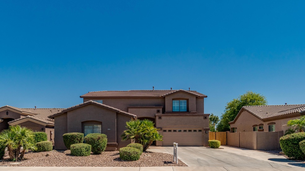 4633 E. Firestone Dr-2