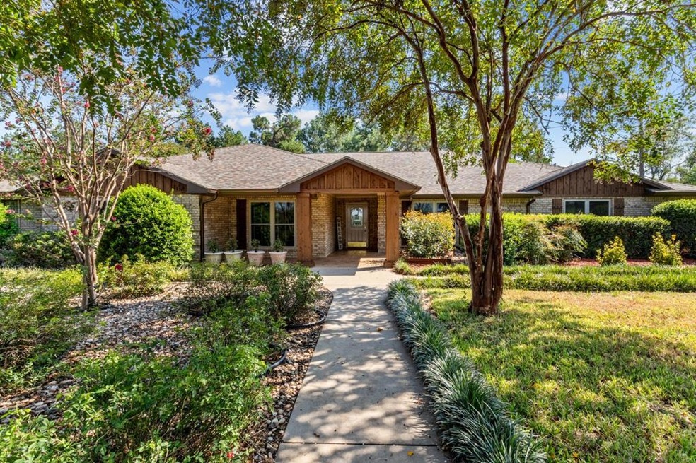 1000 Davisville Rd, Lufkin, TX 75901 - photo 1