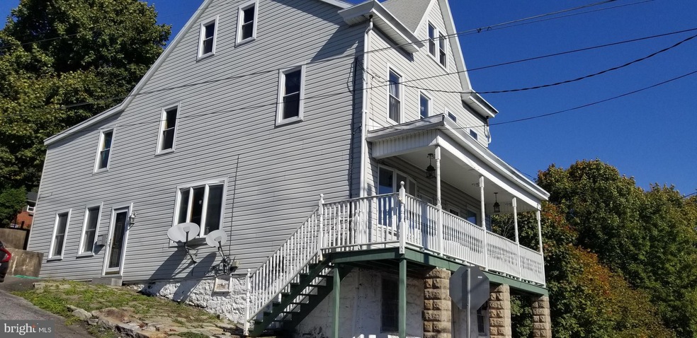 39 Chestnut St, Ashland, PA 17921 - photo 1