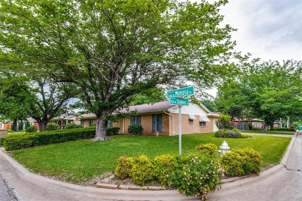 3101 Mimosa Dr, Sherman, TX 75092 - photo 1