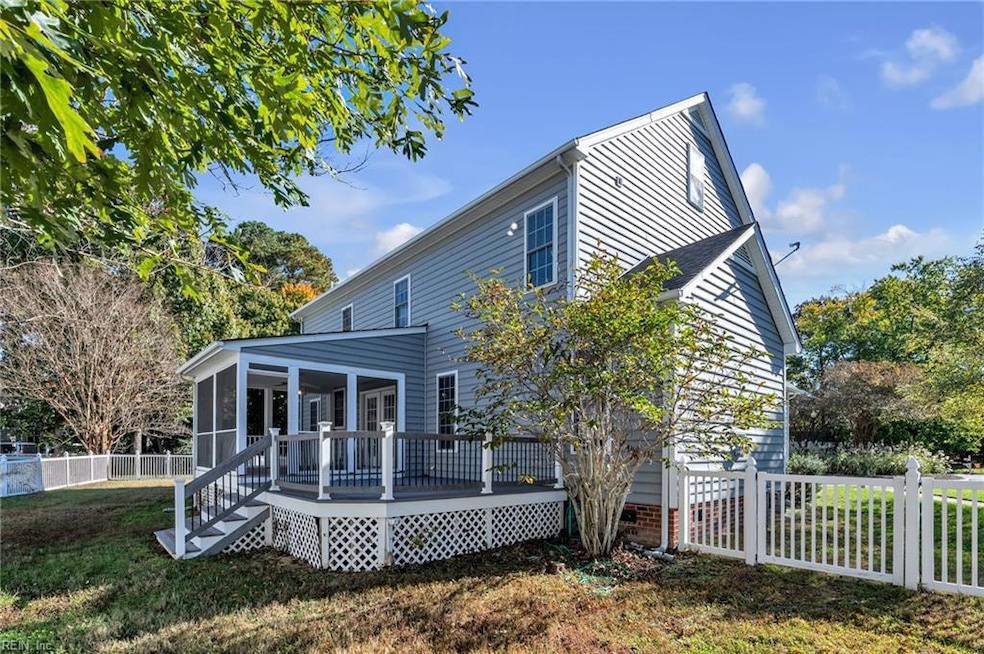 13357 Inlet Cove Ln, Carrollton, VA 23314 - photo 1