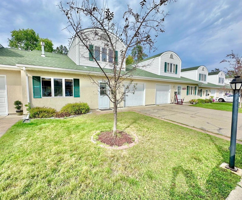 1025 SW 2nd Ave, Grand Rapids, MN 55744 - photo 1