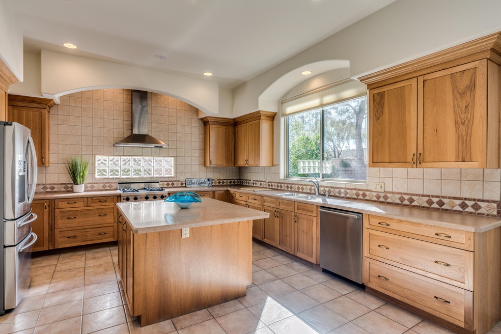 Large Open Kitchen