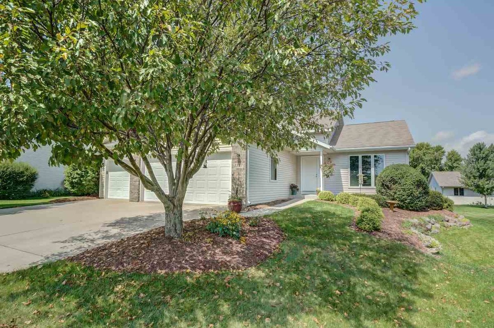 1117 Lincoln Rd, Oregon, WI 53575 - photo 1