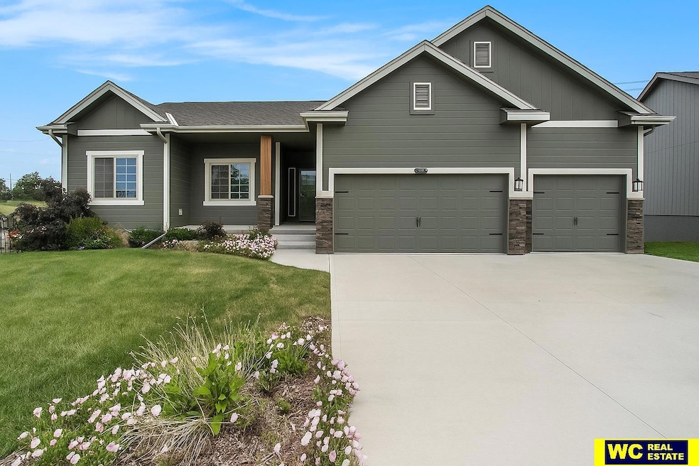 17820 Rampart St, Omaha, NE 68136 - photo 1