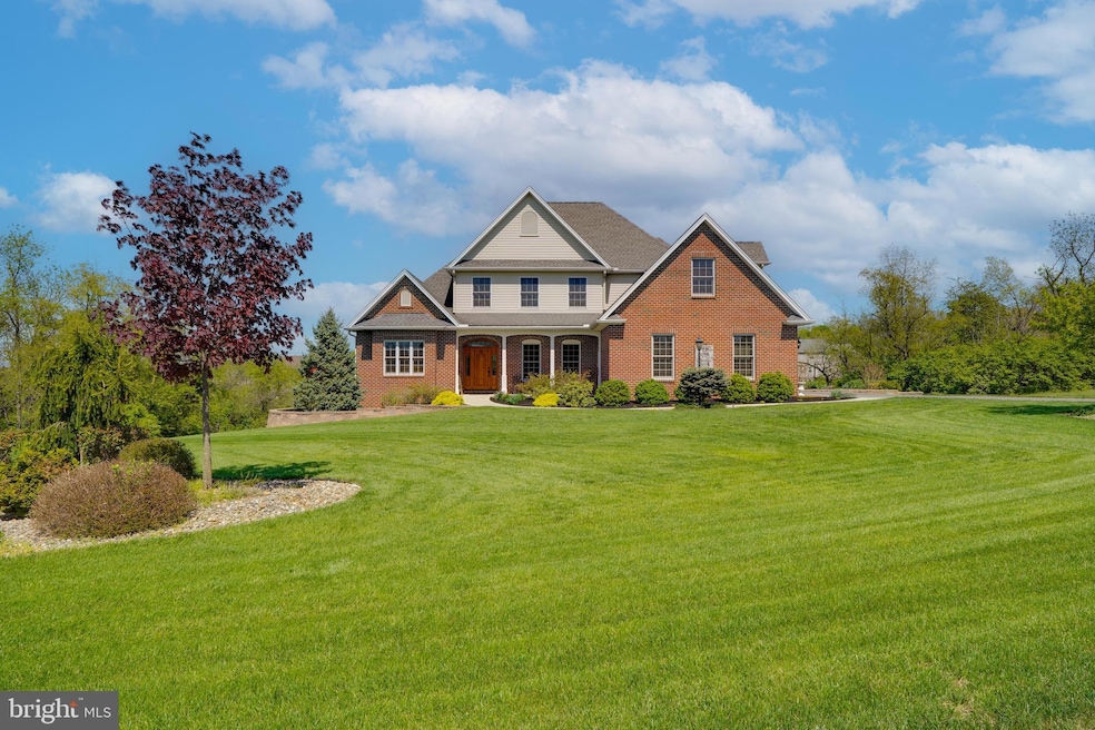 239 Abishire Way, Chambersburg, PA 17201 - photo 1