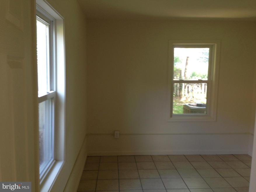 408 Briscoe St unit B, Culpeper, VA 22701 - photo 1