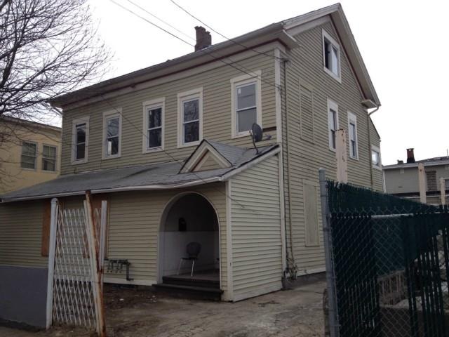 142 Clarence St unit 146, Bridgeport, CT 06608 - photo 1