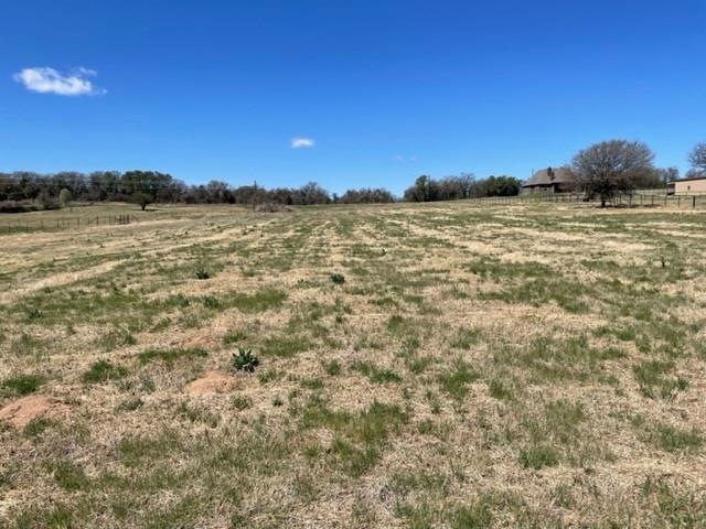 686 Jennings Ln, Azle, TX 76020 - photo 1