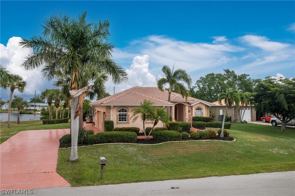 1112 Muscovie Ct, Punta Gorda, FL 33950 - photo 1