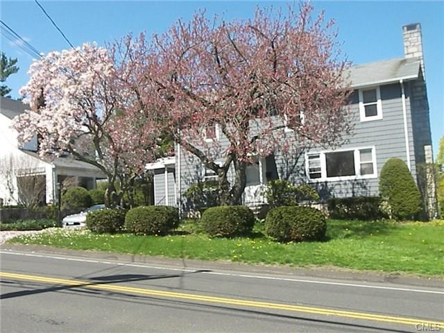 282 Main St unit 2, New Canaan, CT 06840 - photo 1