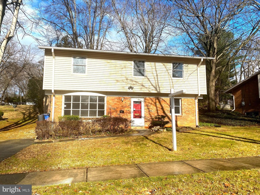 11407 Soward Dr, Kensington, MD 20895 - photo 1