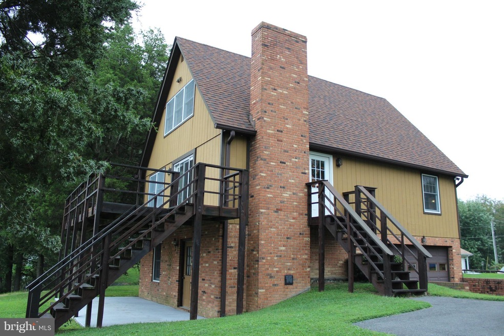 105 Blackwell Rd, Colonial Beach, VA 22443 - photo 1