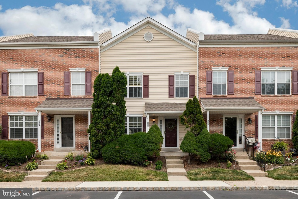 109 Runnymede Ct, Harleysville, PA 19438 - photo 1