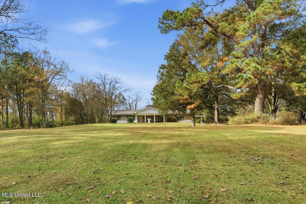 921 S Pearson Rd, Pearl, MS 39208 - photo 1