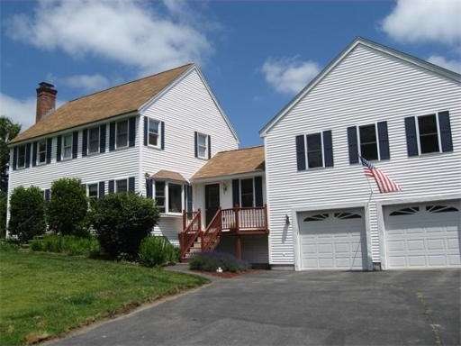 421 Mulpus Rd, Lunenburg, MA 01462 - photo 1