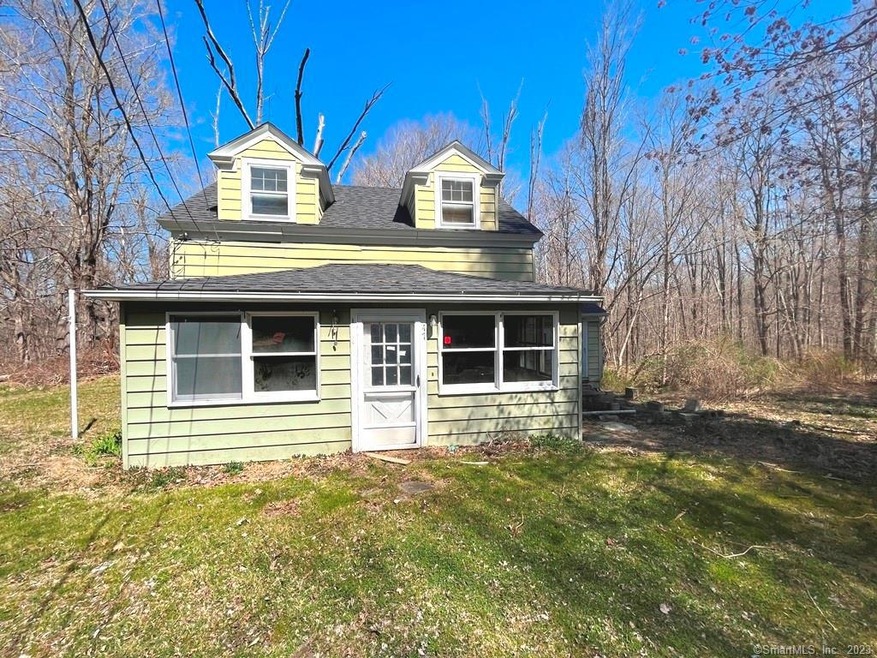 47 Falls Rd, Moodus, CT 06469