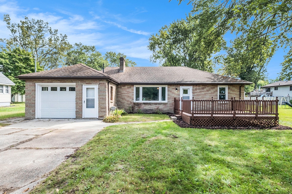 5329 Starr Ave, Lansing, MI 48911 - photo 1