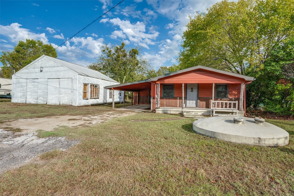 110 E Fm 120, Pottsboro, TX 75076 - photo 1