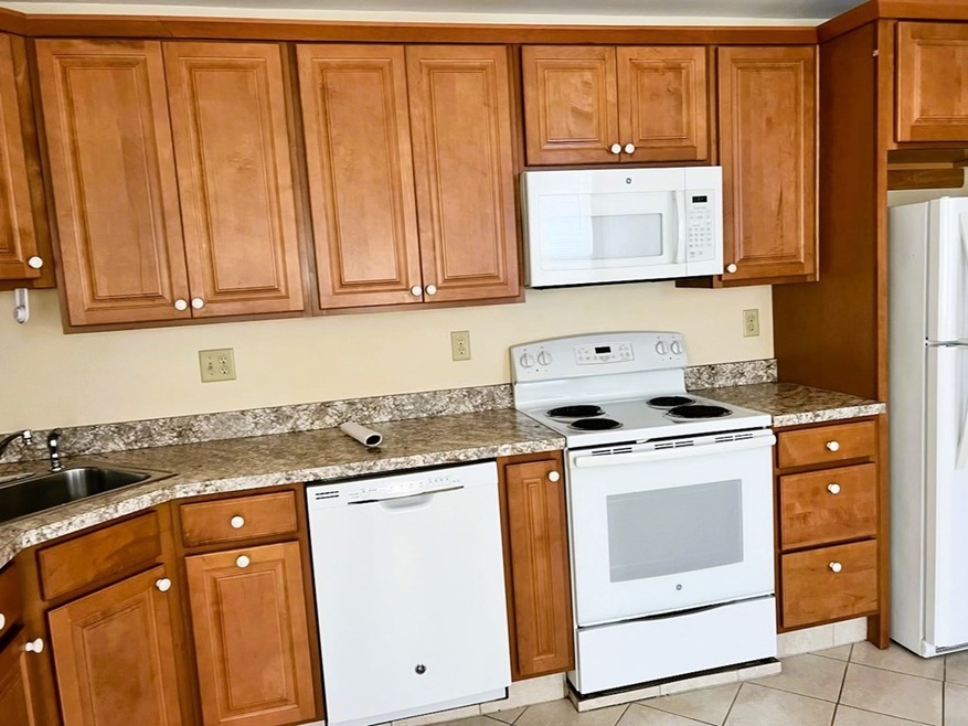 35 4th Ave unit 3, Haverhill, MA 01830 - photo 1