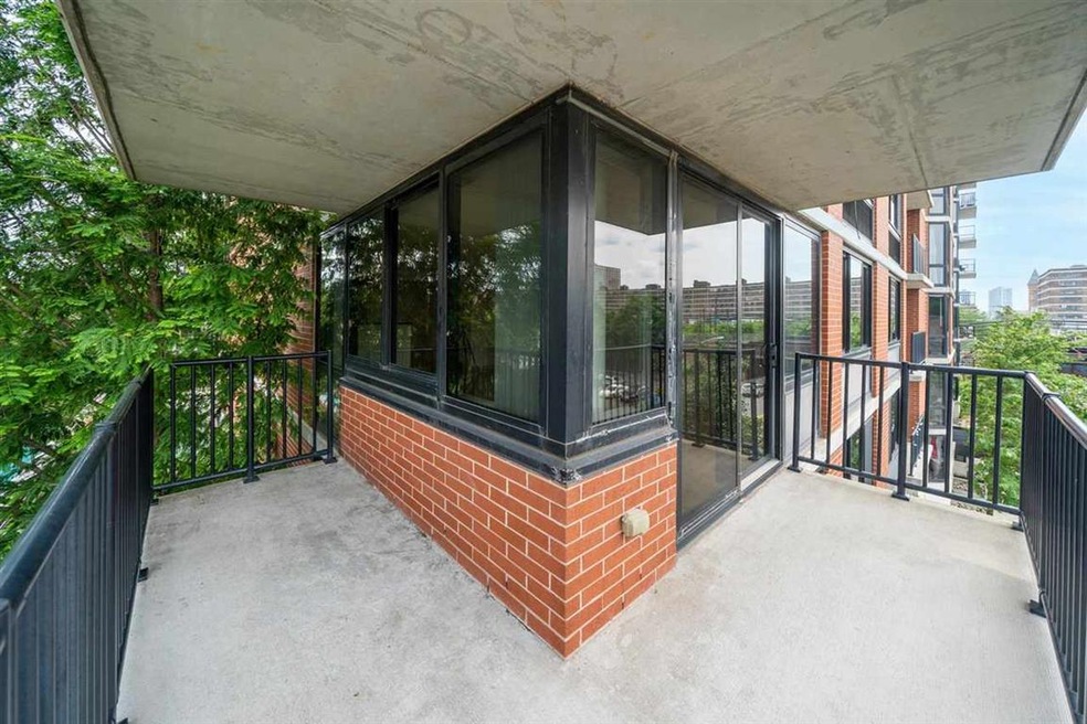 700 Grove St unit 4C, Jersey City, NJ 07310 - photo 1
