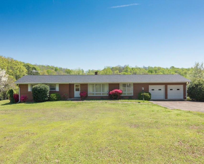 2960 Lewis Branch Rd, Tennessee Ridge, TN 37178 - photo 1