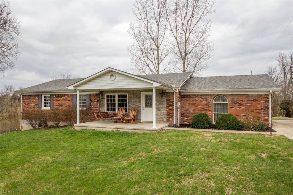 782 Hopewell Rd, Harrodsburg, KY 40330 - photo 1