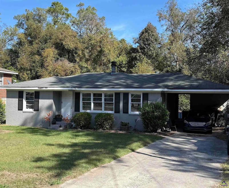 4116 Southview Dr, Macon, GA 31206 - photo 1