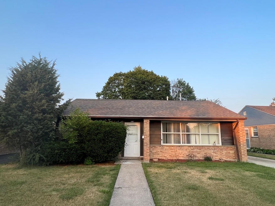 1107 S 3rd Ave, Des Plaines, IL 60016 - photo 1