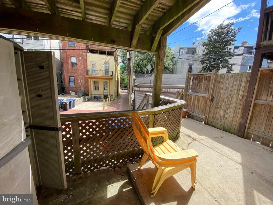 1946 Calvert St NW unit 1, Washington, DC 20009 - photo 1