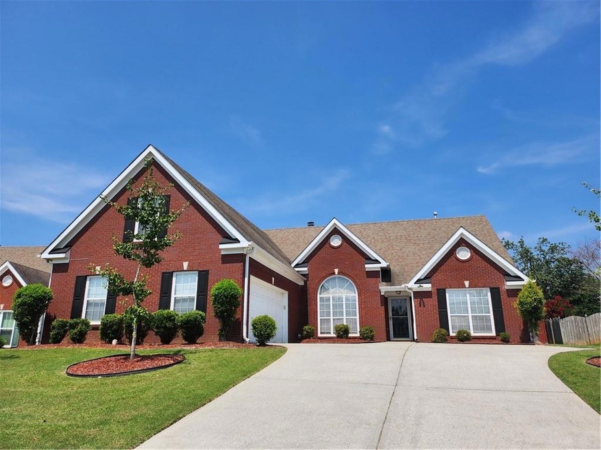 456 Canterbury Place Dr, Suwanee, GA 30024 - photo 1