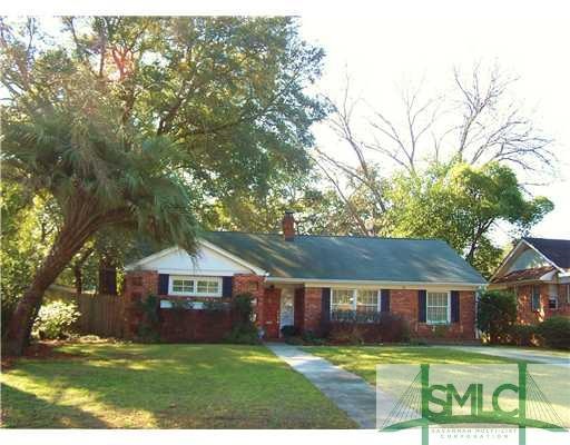 Exterior Front. BRICK RANCH WITH NICE SIZED FRONT 