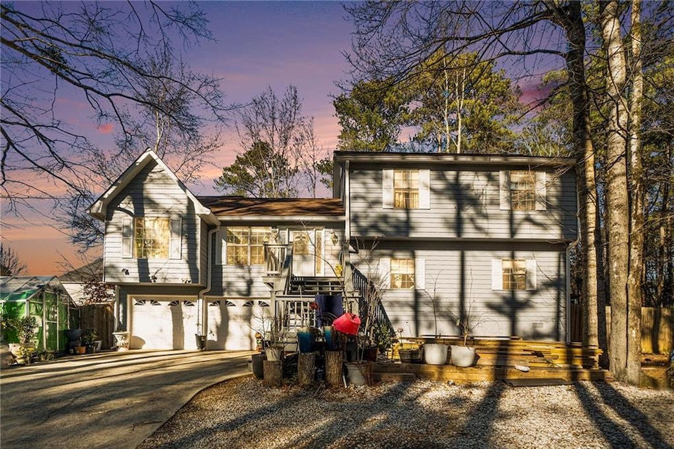 View of front of home featuring a garage