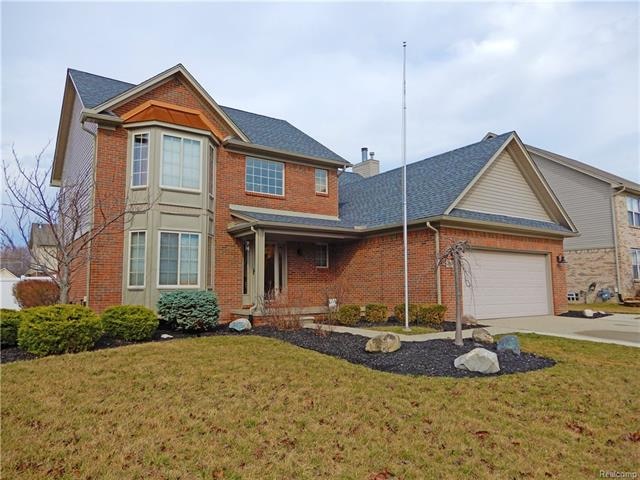 BUILT IN 2003 SUPER SHARP 4 BEDROOM BRICK COLONIAL