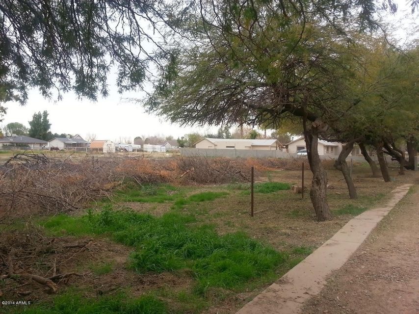 Front lot with trees