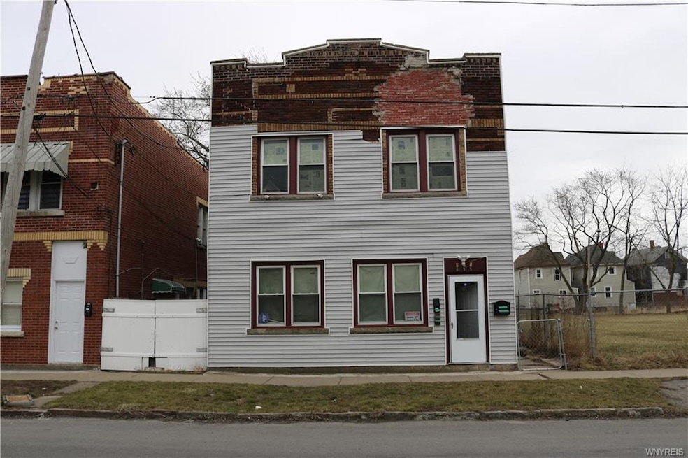 635 18th St, Niagara Falls, NY 14301 - photo 1