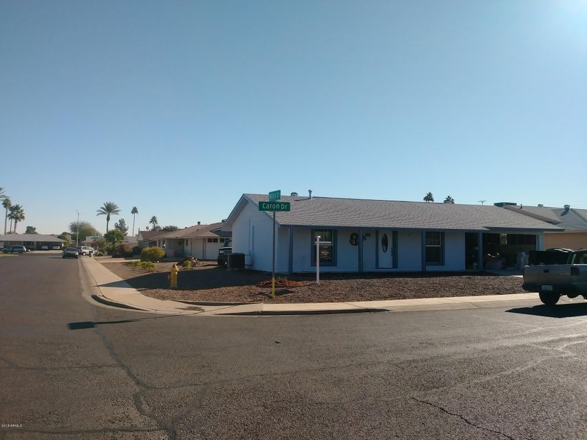 10325 W Caron Dr, Sun City, AZ 85351 - photo 1