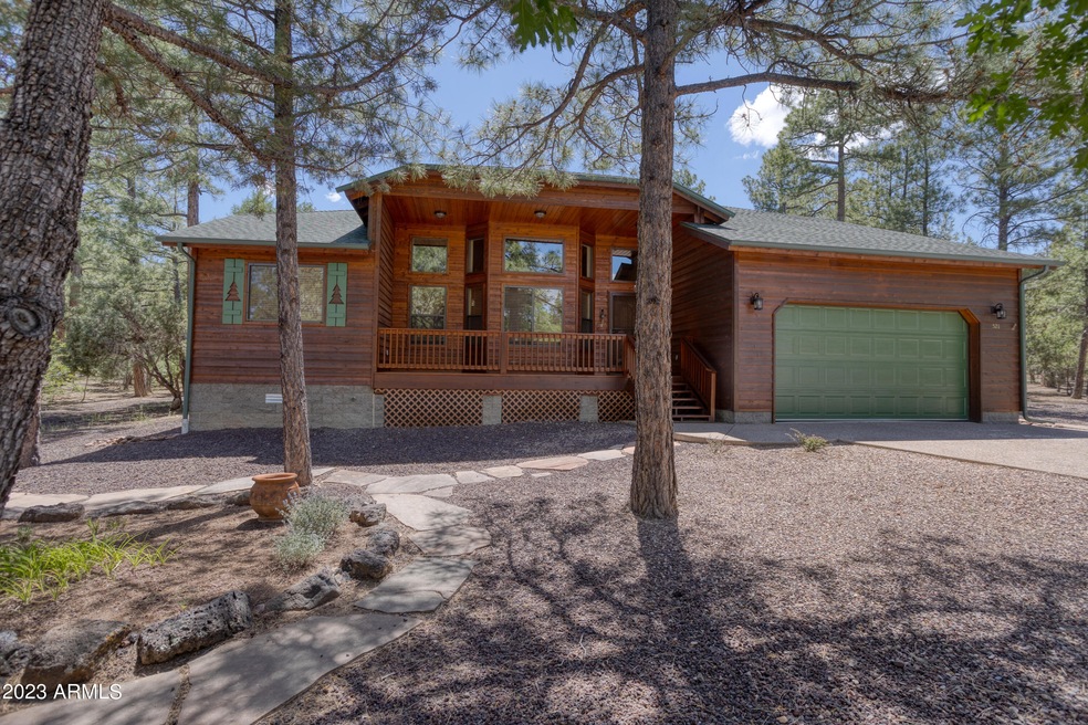 521 W Sierra Pines Dr, Show Low, AZ 85901 - photo 1