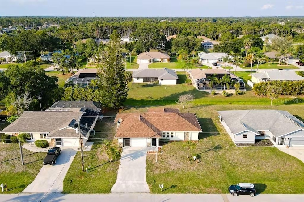 285 Mark Twain Ln, Rotonda West, FL 33947 - photo 1